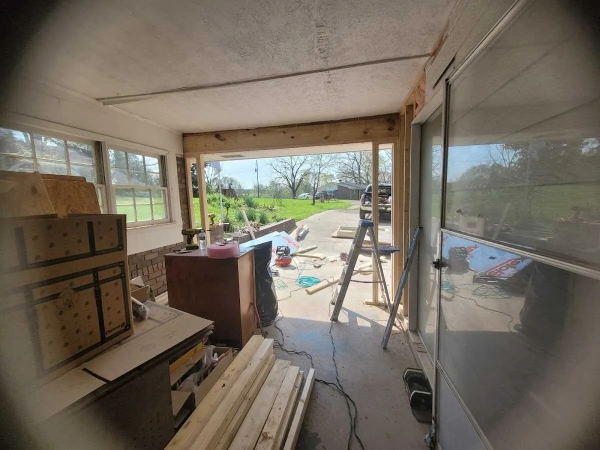 Air movers and dehumidifier for Water Mitigation Services in Horsham